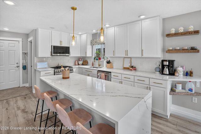 15927 Pastoral Path, East Lansing, MI 48823