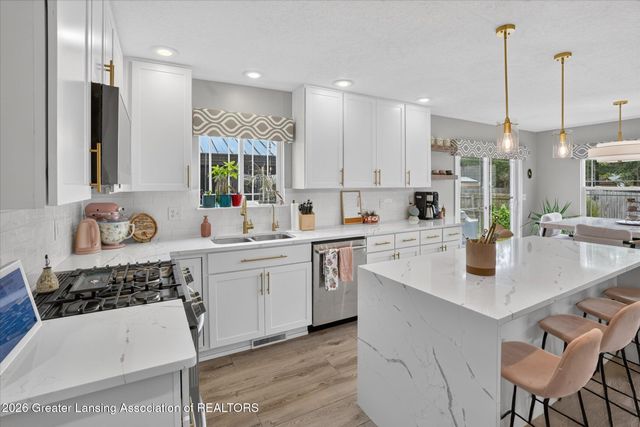 15927 Pastoral Path, East Lansing, MI 48823