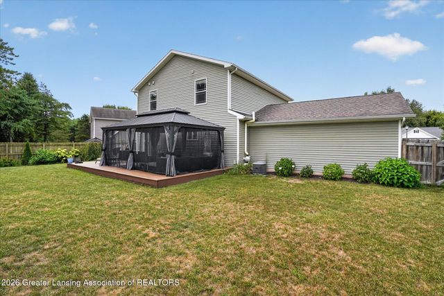 15927 Pastoral Path, East Lansing, MI 48823