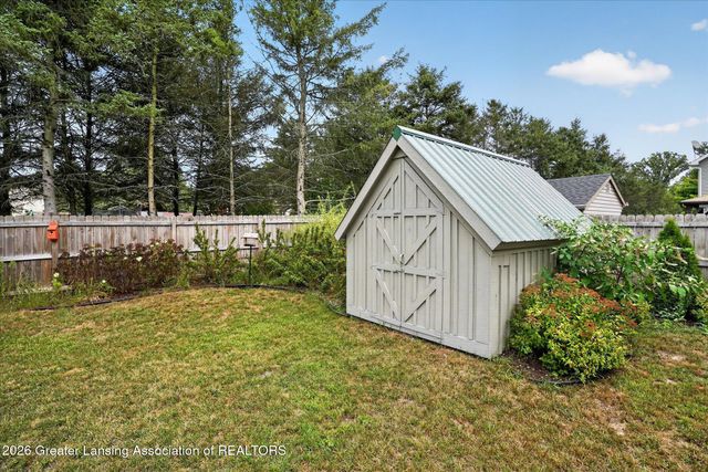 15927 Pastoral Path, East Lansing, MI 48823