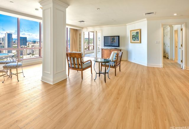 1888 Kalakaua Avenue PH 3503, Honolulu, HI 96815