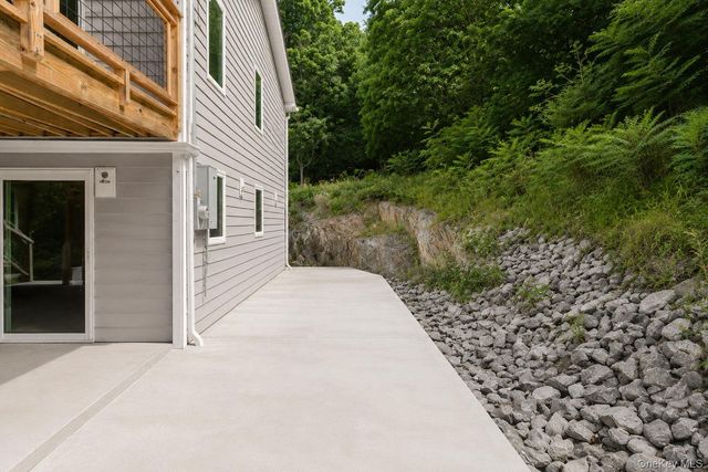 117 Camp Road, Red Hook, NY 12571