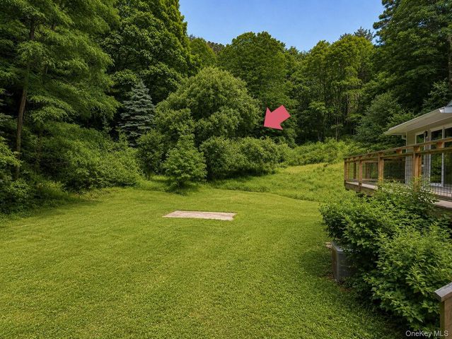 117 Camp Road, Red Hook, NY 12571