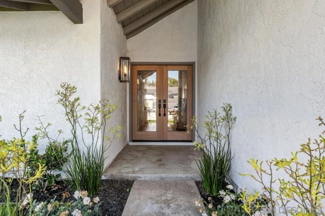 3008 Garboso St., Carlsbad, CA 92009