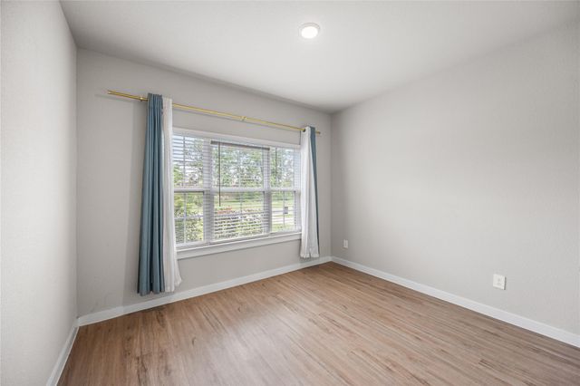 10020 Lone Star Landing Boulevard, Montgomery, TX 77316