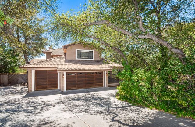11005 Annmarie Ct, Auburn, CA 95603