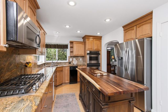 11005 Annmarie Ct, Auburn, CA 95603