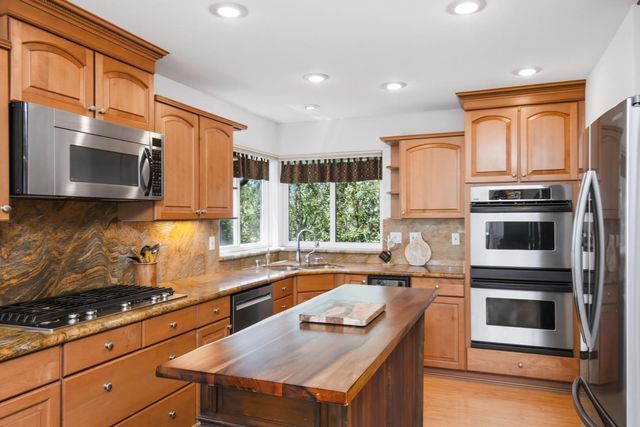 11005 Annmarie Ct, Auburn, CA 95603