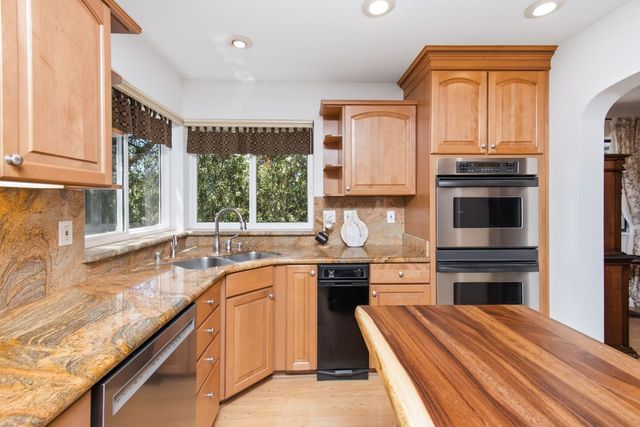 11005 Annmarie Ct, Auburn, CA 95603