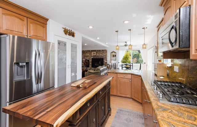 11005 Annmarie Ct, Auburn, CA 95603