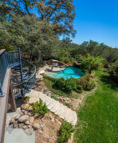 11005 Annmarie Ct, Auburn, CA 95603