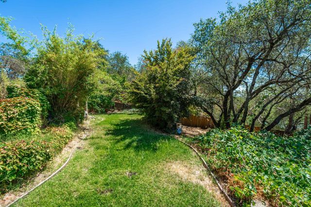 11005 Annmarie Ct, Auburn, CA 95603