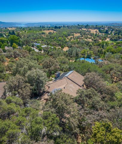 11005 Annmarie Ct, Auburn, CA 95603