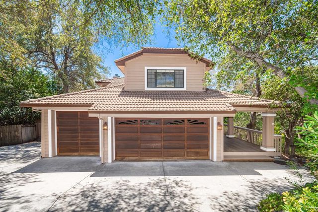 11005 Annmarie Ct, Auburn, CA 95603