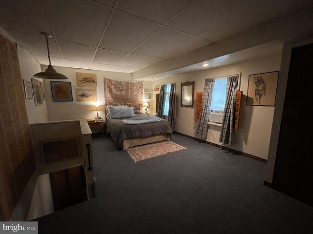 768 S 6TH ST, Philadelphia, PA 19147