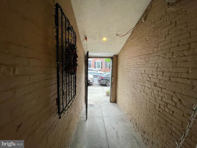 768 S 6TH ST, Philadelphia, PA 19147