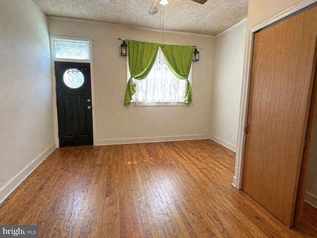 768 S 6TH ST, Philadelphia, PA 19147