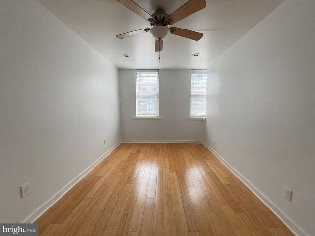 768 S 6TH ST, Philadelphia, PA 19147
