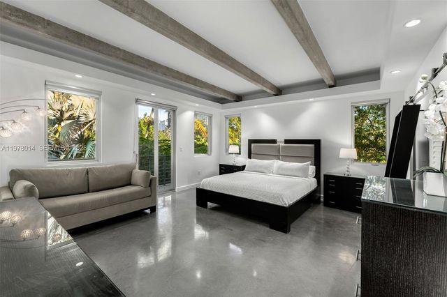 101 SW 21st Rd, Miami, FL 33129