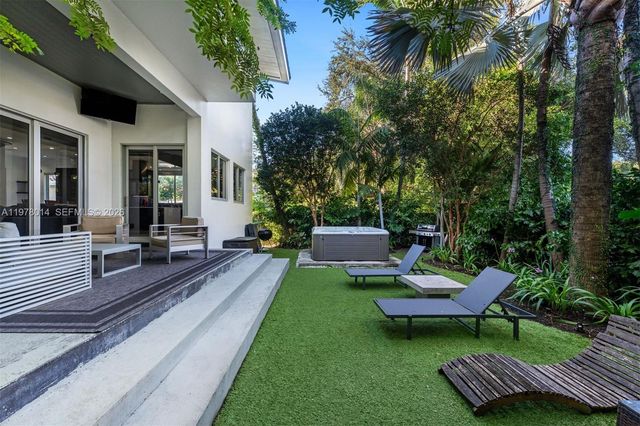 101 SW 21st Rd, Miami, FL 33129