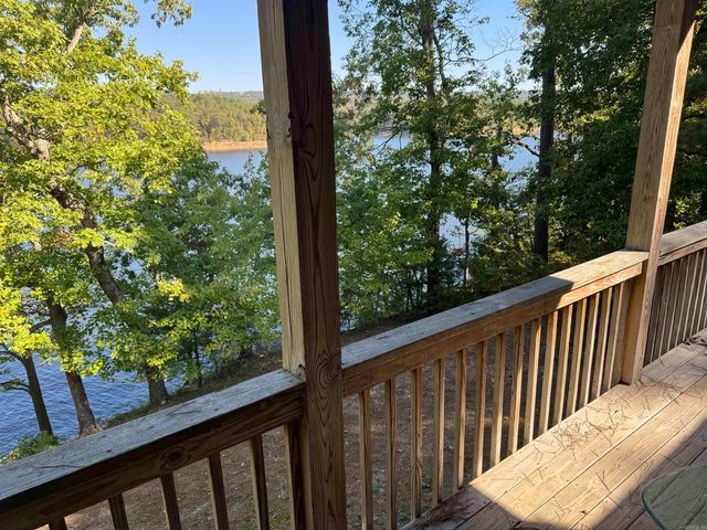 650 Davidson Circle, Greers Ferry, AR 72067