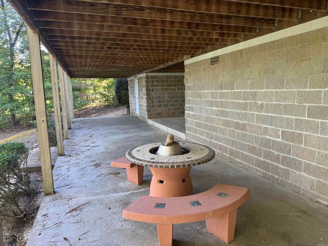 650 Davidson Circle, Greers Ferry, AR 72067