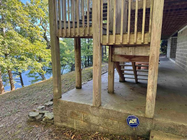 650 Davidson Circle, Greers Ferry, AR 72067