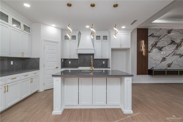 1840 N Yellowwood Street, San Juan, TX 78589