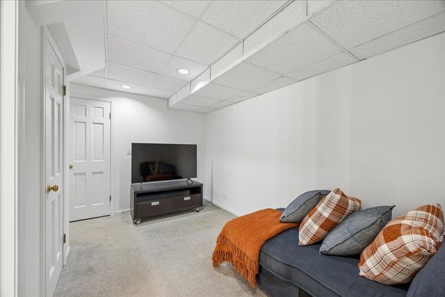 812 Chestnut Street B, Deerfield, IL 60015