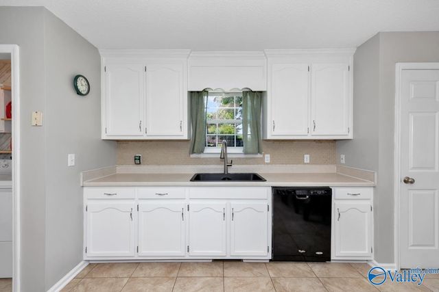 108 Amesbury Drive, Harvest, AL 35749