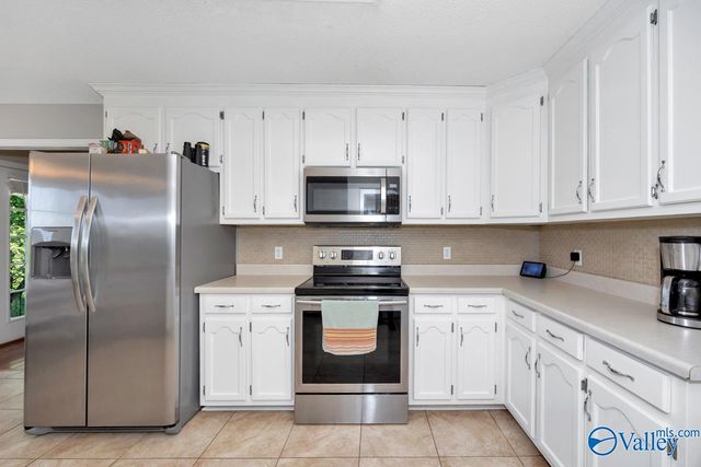 108 Amesbury Drive, Harvest, AL 35749