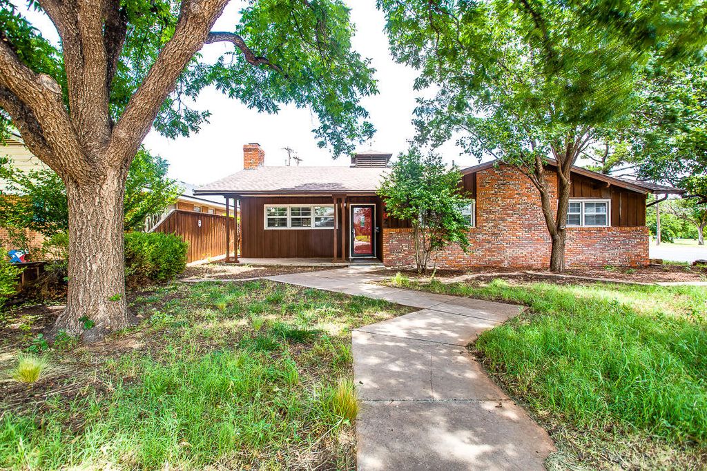 4402 28th Street, Lubbock, TX 79410