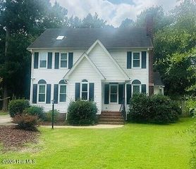 704 Shady Meadow Court, Winterville, NC 28590