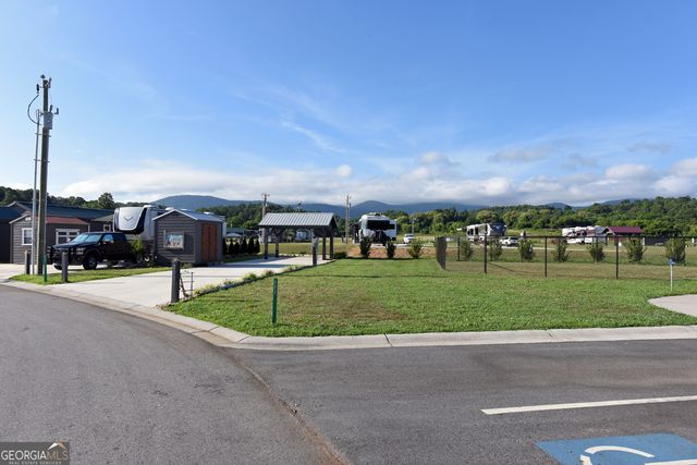 477 Mountain Creek Road, Blairsville, GA 30512