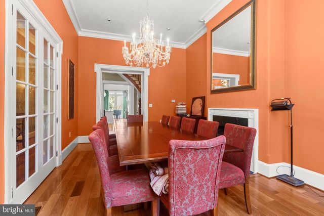 1007 N CALVERT ST, Baltimore, MD 21202