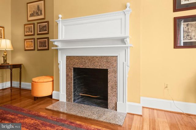 1007 N CALVERT ST, Baltimore, MD 21202