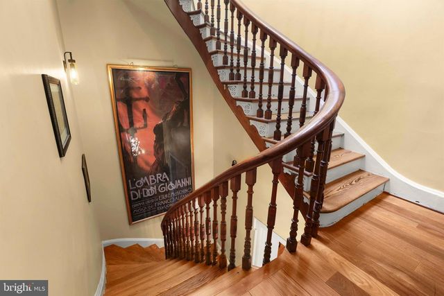 1007 N CALVERT ST, Baltimore, MD 21202