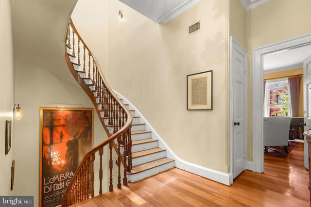 1007 N CALVERT ST, Baltimore, MD 21202