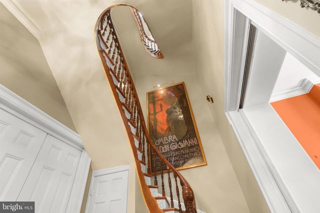 1007 N CALVERT ST, Baltimore, MD 21202