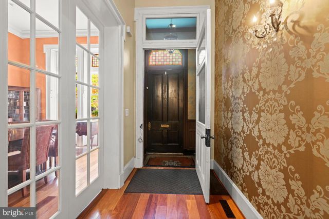 1007 N CALVERT ST, Baltimore, MD 21202