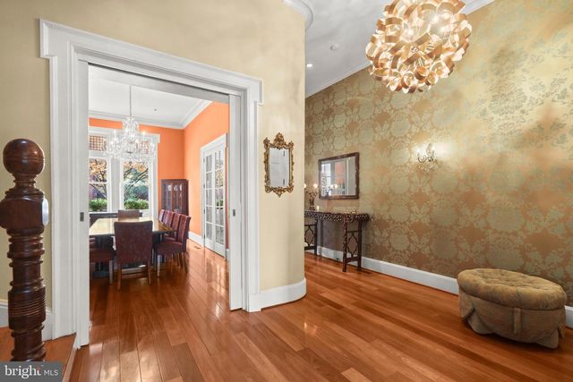 1007 N CALVERT ST, Baltimore, MD 21202