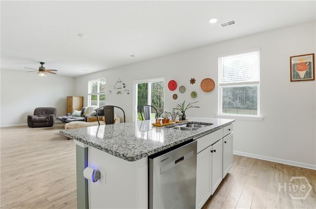 641 Timberland Circle, Richmond Hill, GA 31324