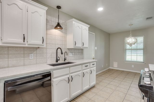 117 Perdue Lane, Weatherford, TX 76085