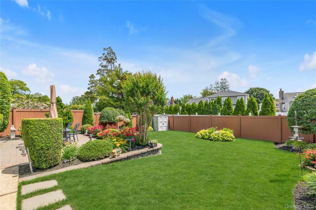 2163 Spruce Street, Wantagh, NY 11793