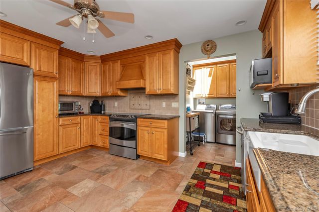 2163 Spruce Street, Wantagh, NY 11793
