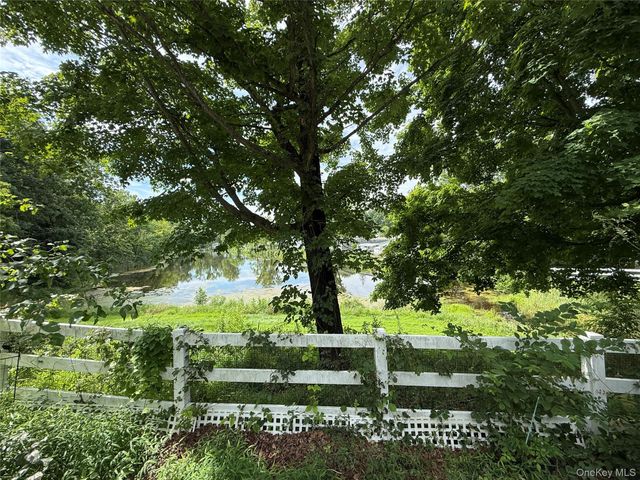217 Brittany Terrace 217, Rock Tavern, NY 12575