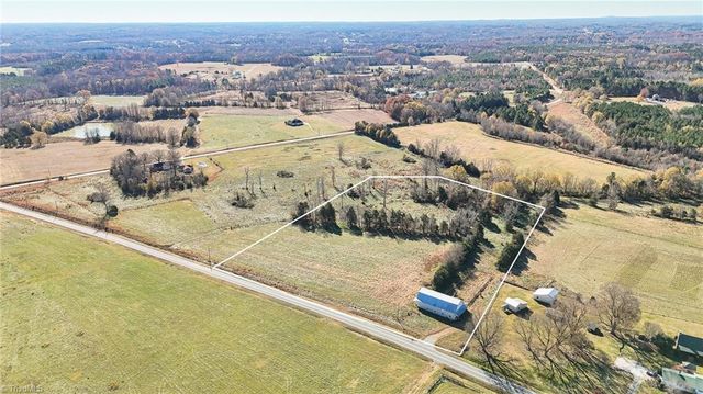 6654 Phillippi Road, Liberty, NC 27298