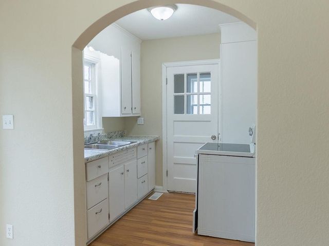 635 N Battin, Wichita, KS 67207