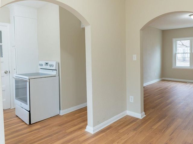 635 N Battin, Wichita, KS 67207