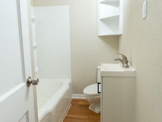 635 N Battin, Wichita, KS 67207